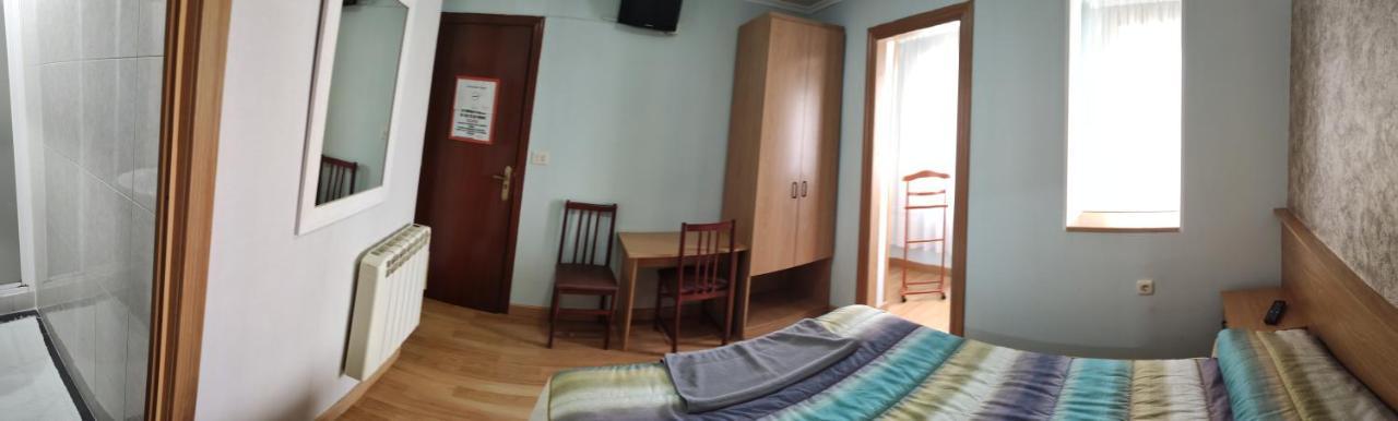 Hostal Castilla Miranda de Ebro Exterior photo